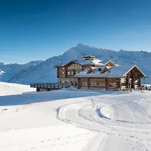 Sunny Valley Mountain Hotell